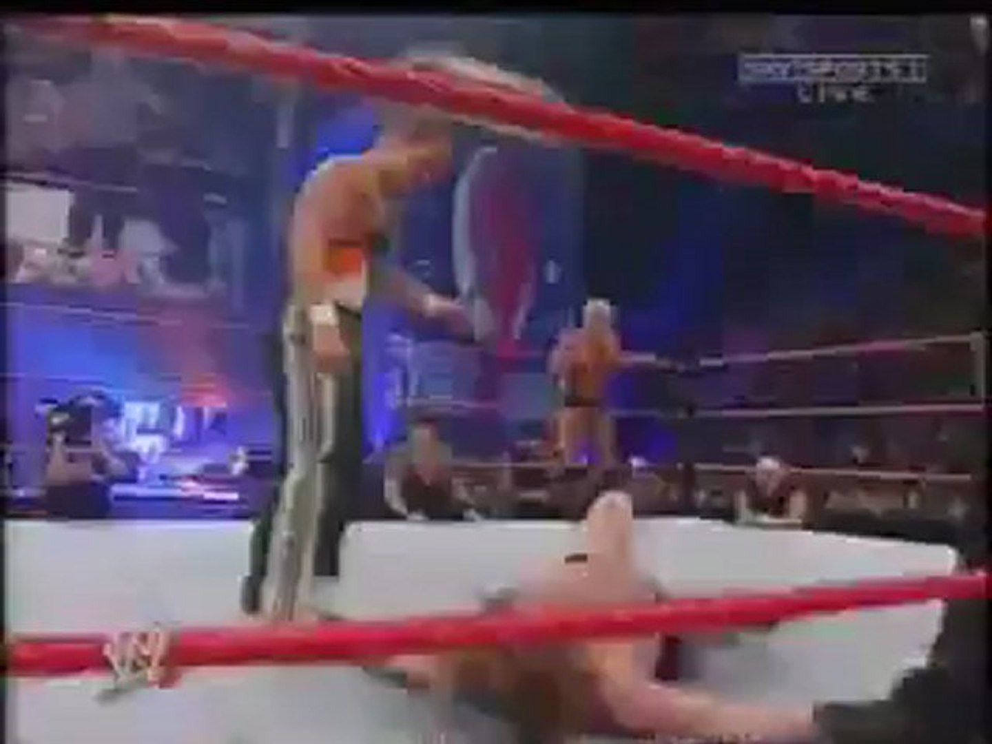 ⁣WWE-Universal.Fr - Spirit Squad VS Roddy Piper &Ric Flair (Cyber Sunday 2006)