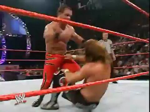 WWE-Universal.Fr - Chris Benoit vs Shawn Michaels vs Triple H (Backlash 2004)