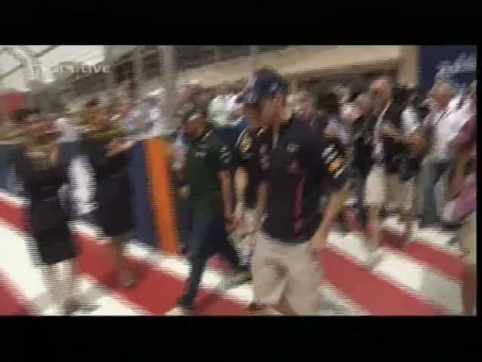 Bahrain 2012 Kimi Räikkönen at drivers parade