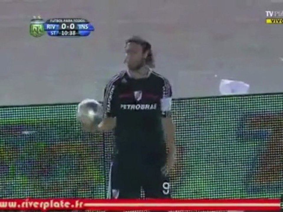 But David Trezeguet contre Instituto avec River...