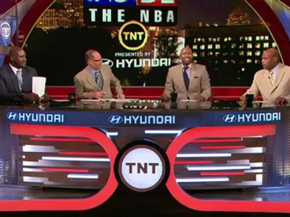 Shaquille O'Neal'dan haftanın komik hareketleri- 19 Nisan 2012