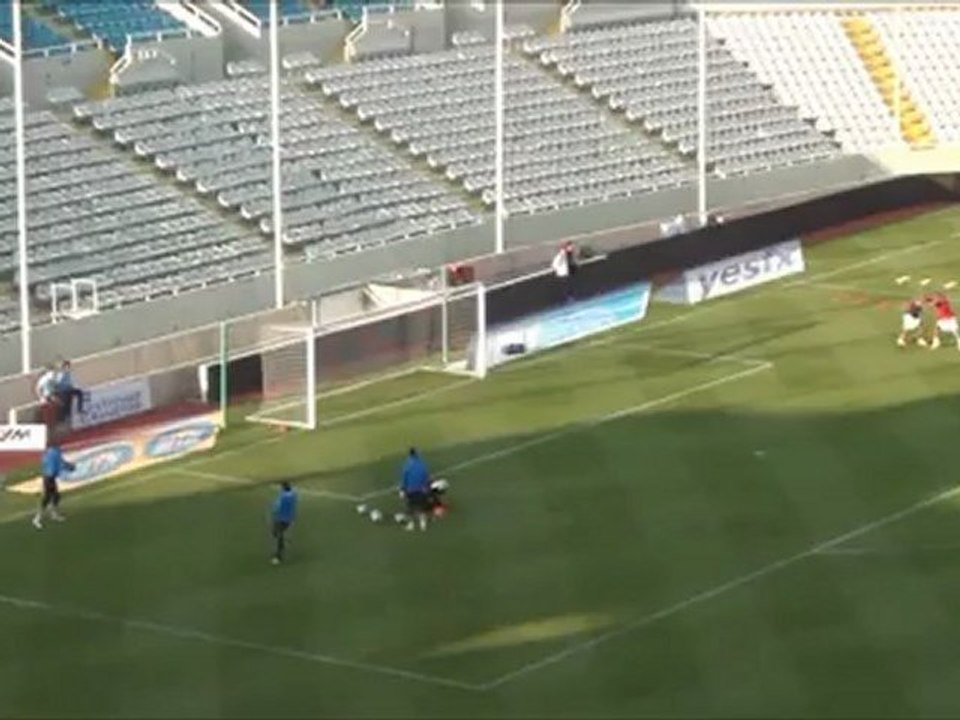 Προθέρμανση ΑΠΟΕΛ - ΑΕΛ