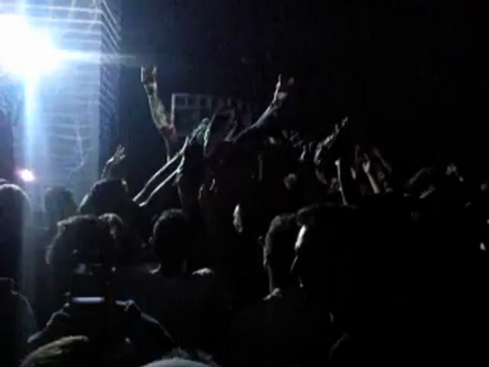 Distropunx - Pro7 - Pogo sur Psycho Chop Suey