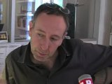 Reportage à quelques minutes de son entrée en studio avec Laurent Bazin, présentateur de la soirée spéciale à l'antenne de RTL