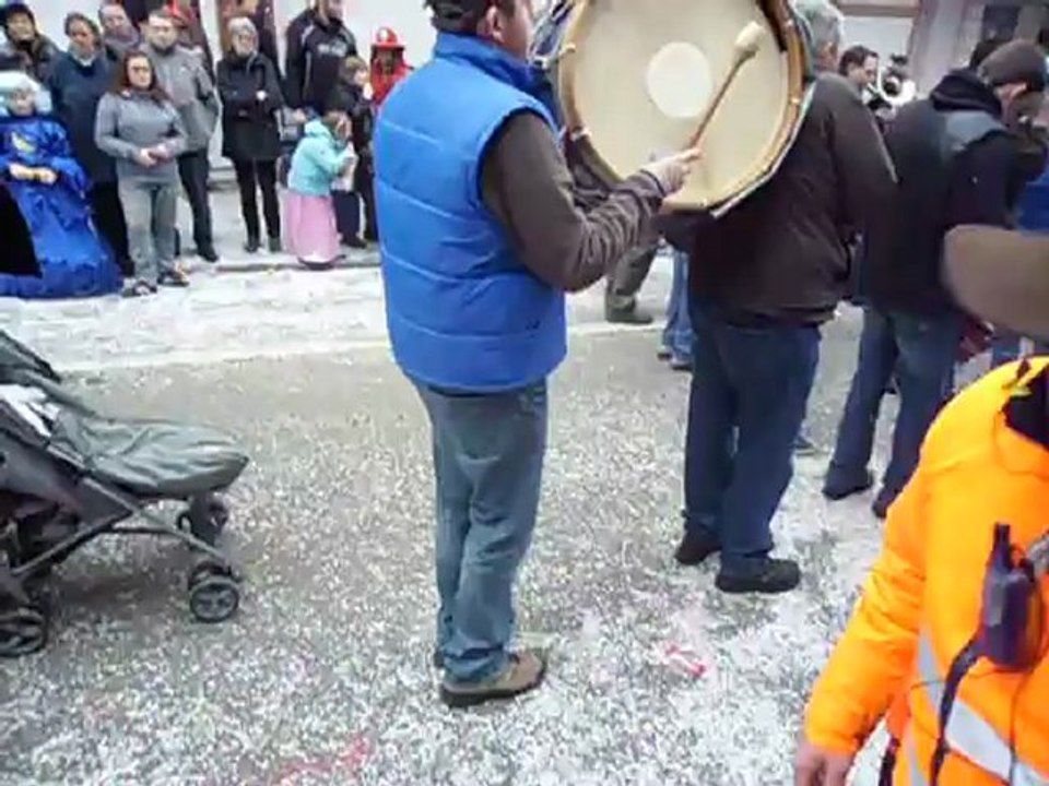 Moi à la caisse pour les Pierrots et leurs gilles de Nivelles