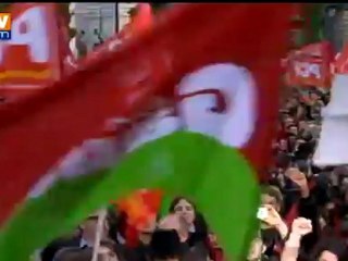 Mélenchon appelle à "battre Sarkozy" au 2e tour