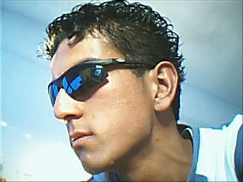 Uyuzsevdam.Com sesli chat sesLi sohbet AĞLA SEVGİLİM dinLe Video izle