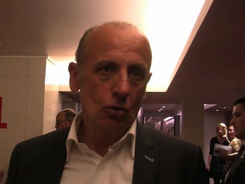 Jean-Michel Aphatie est déjà prêt pour les débats de l'entre deux tours entre Nicolas Sarkozy et François Hollande