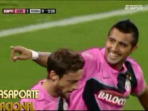 Arturo Vidal Vs Roma - Goles y jugadas [22-04-2012]