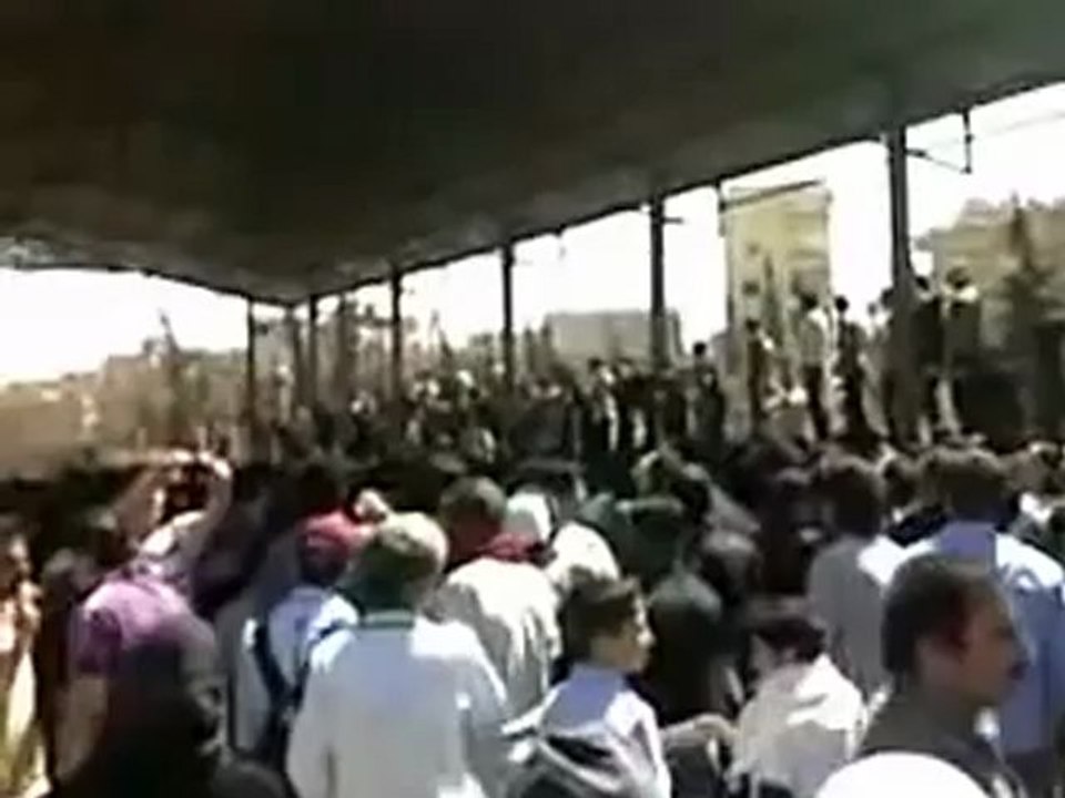 فري برس ريف دمشق التل الشعب يريد إعلان الجهاد التل 22 4 2012 Damascus