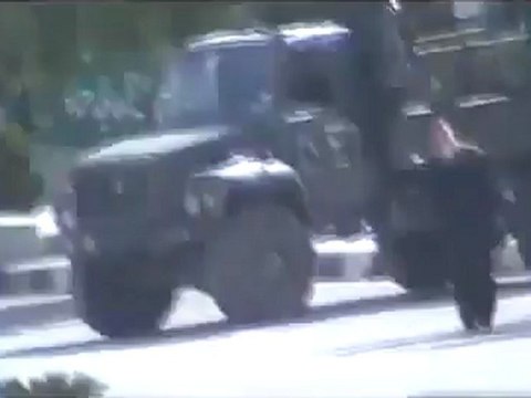 فري برس حماه المحتلة ساحة العاصي انشار عصابات الامن والجيش بوجود المراقبين 22 4 2012 Hama