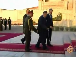 وسائل الإعلام الأمريكية في تغطية حادثة رشق بوش بالحذاء