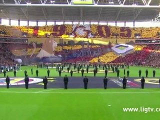 Tifo impressionnant des supporters de Galatasaray