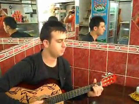 ELİNİ TUTMASAM UYUYAMAM Kİ CANLI PERFORMANS