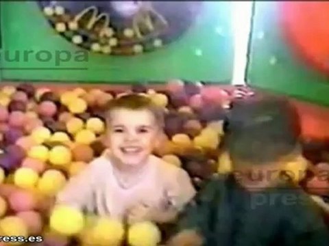 Justin Bieber se burla de la madre de su hijo