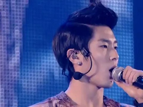 TVXQ! SMTOWN in TOKYO TVXQ! How Can I 信じたくない話 동방신기 東方神起