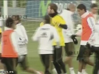 El Real Madrid arenga a su afición con Zidane