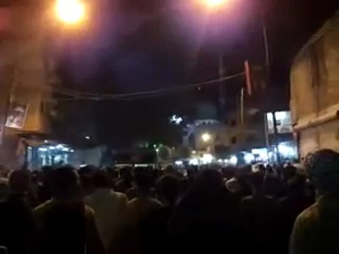 فري برس ريف دمشق زملكا مظاهرة مسائية حاشدة رغم الحصار نصرة لدوما 22 4 2012 ج1 Damascus Syria