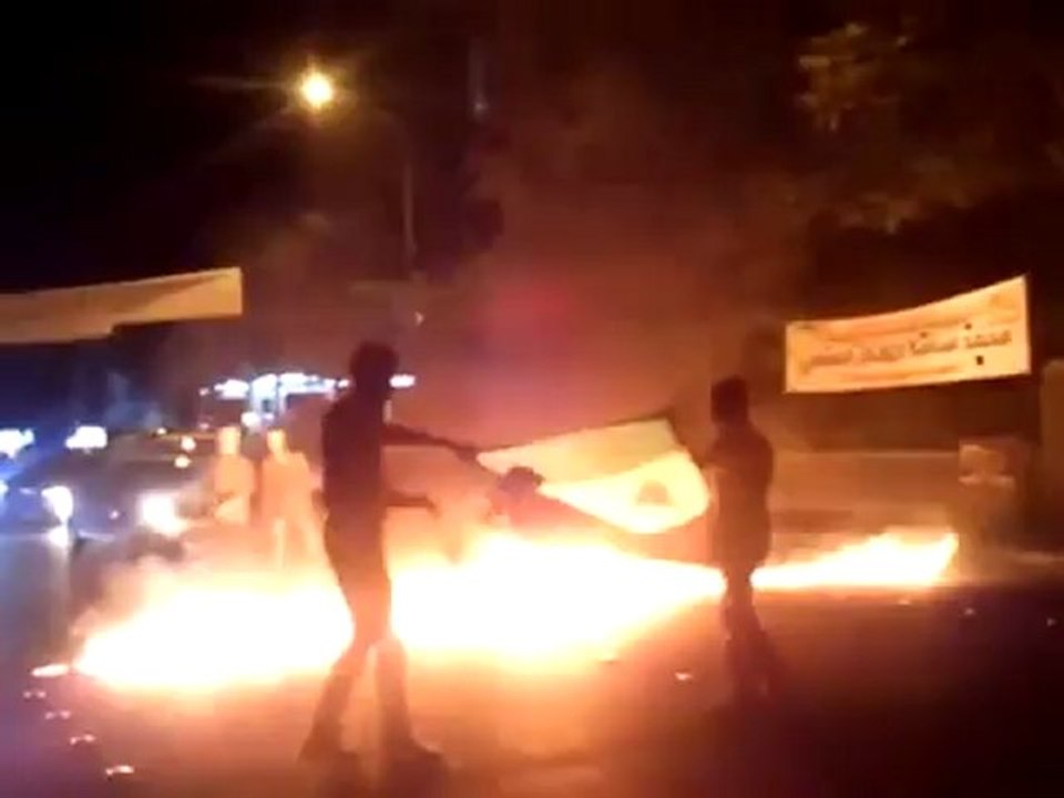 فري برس دمشق إغلاق شارع خالد بن الوليد أطول شارع في دمشق 22 4 2012 Damascus Syria