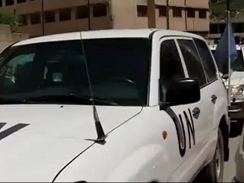 فري برس حمص الرستن تجول المراقبين بمرافقة الجيش الحر22 4 2012 Homs Syria