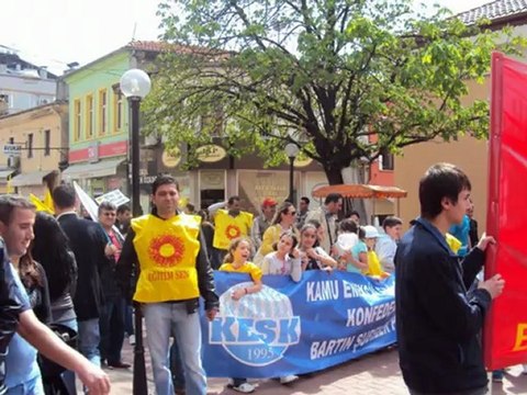 BARTIN EĞİTİM HAKKI ATÖLYESİ. 1 MAYIS MARŞI. 1 MAYIS 2011 GÖRÜNTÜLERİYLE.