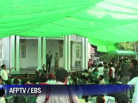 EU suspends most sanctions against Myanmar