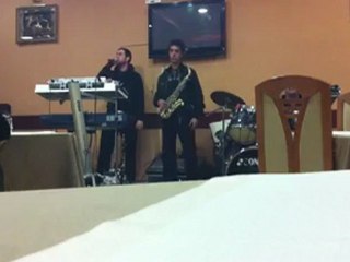 Artani Tallava Per shoqrin