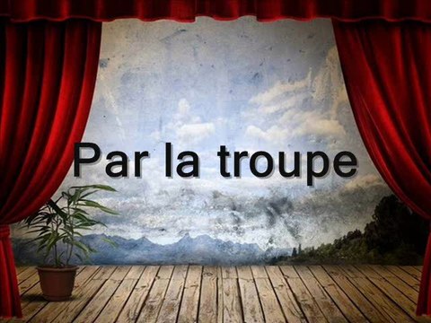 CHAMPEAUX PREMIÈRE DU SPECTACLE DES TÊTES DE L'ART
