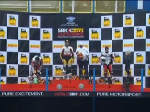 Superbikes - Carlos Checa pierde el liderato