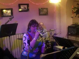 01  19 04 12  Patchwork et Veronique DAUDON à la Pizza Gogo Dreux