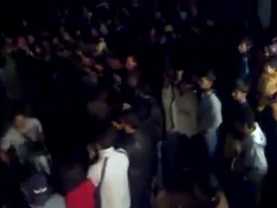 فري برس درعا المليحة الغربية مظاهرة مسائية احتفالا بخروج بعض المعتقلين ونصرة للمدن المحاصرة 22 4 2012 Daraa