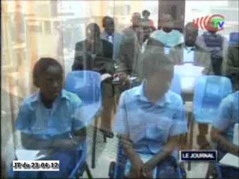 Le personnel enseignant et les élèves du lycée d’excellence de Mbounda à l’école du savoir