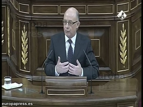 Montoro defiende PGE austeros, difíciles y realistas