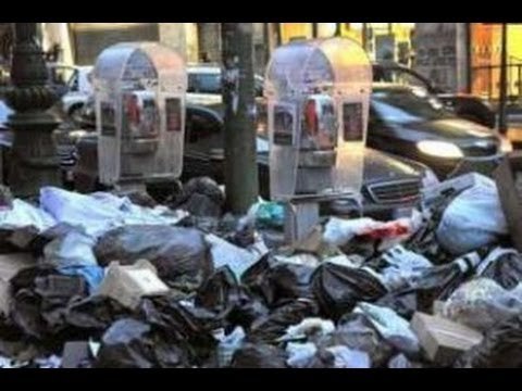 Napoli - Rifiuti, a Natale navi per l'Olanda