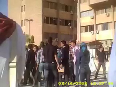 فري برس أحرار جامعة حلب مظاهرة صباحية كلية طب الاسنان 24 4 2012 ج1 Aleppo