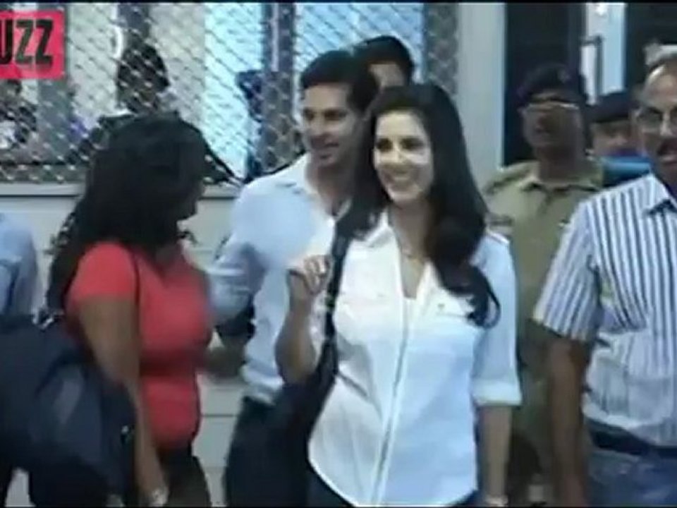 Poonam Pandey VS Sunny Leone -- HOT & BOLD ??