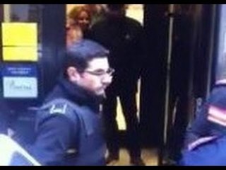 Napoli - 88enne cade e attende l'ambulanza per circa due ore