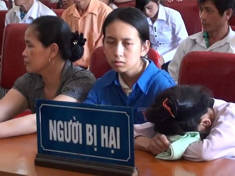 Học sinh giết người lĩnh án