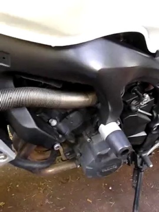 video-2012-04-24-17-36-44 bruit embrayage yamaha fz6