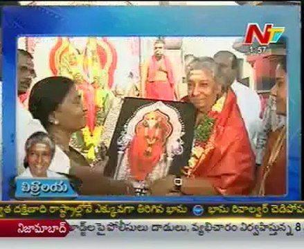 Famous Singer Smt S.Janaki Birthday Special - Chitralaya_03