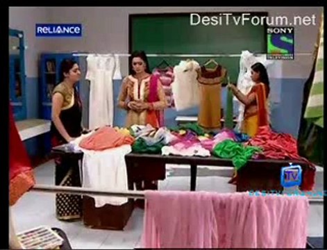 Parvarish Kuch Khatti Kuch Meethi - 24th April 2012 Video Pt4