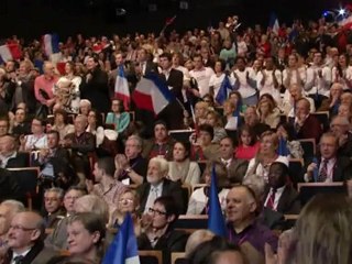 Sarkozy sets out to woo French far right