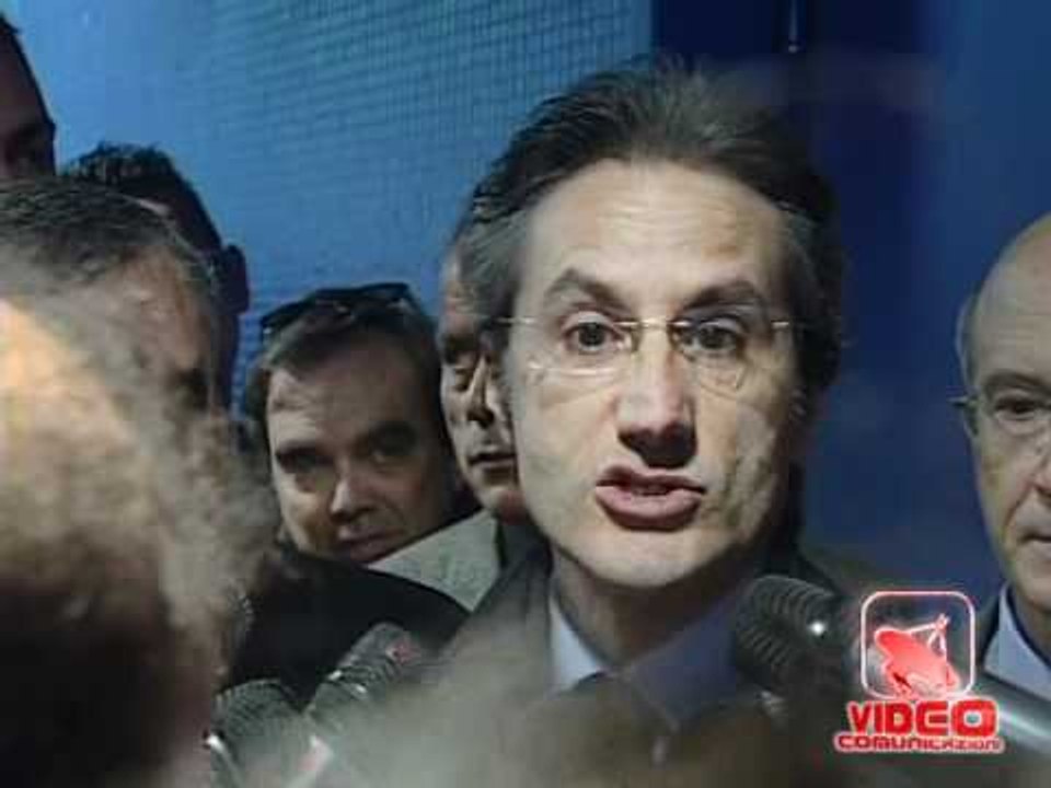 Napoli - La nuova stazione metro di via Toledo (12.04.12)