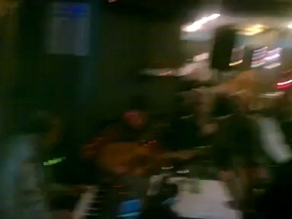 18122011053