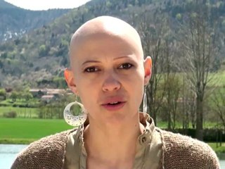 Elodie Nommé Boisard dans un film "L'Ange passe" Miracle à Lourdes de DEBOWSKA PRODUCTIONS