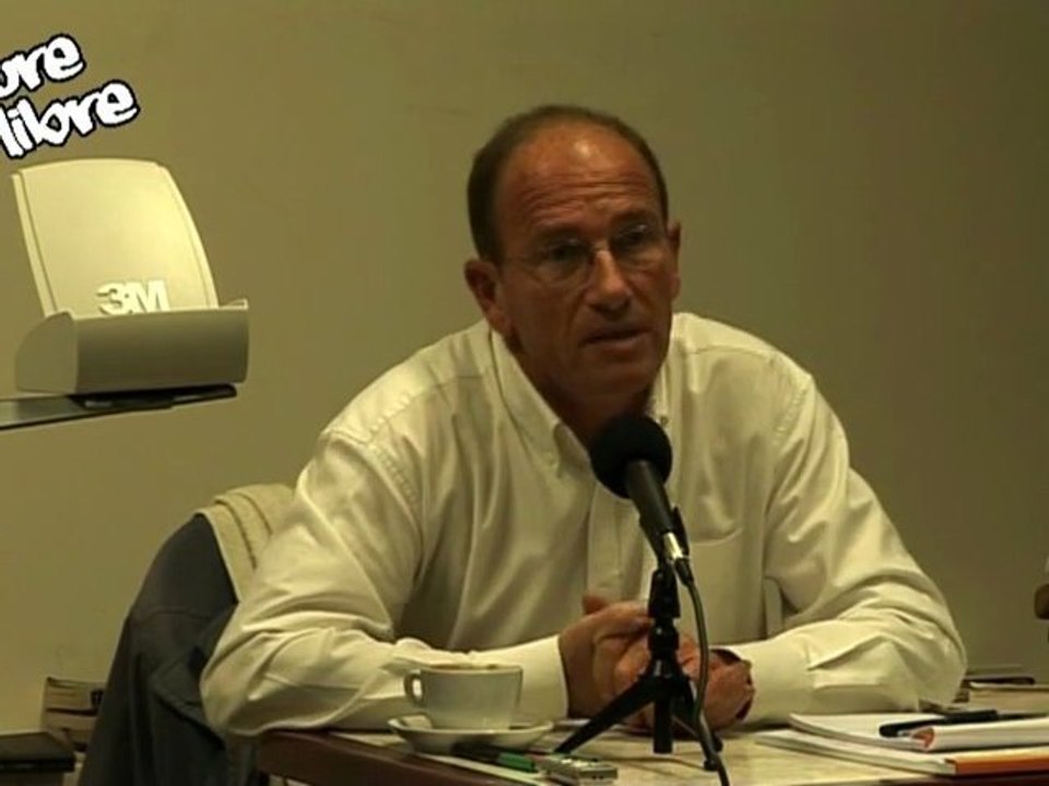 l'arnaque de l'impôt sur le revenu. Etienne Chouard