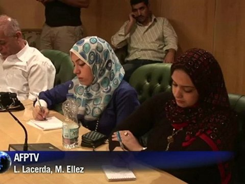 Oposição síria pede rápido aumento do número de observadores