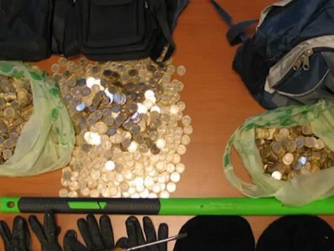 in manette banda dei videopoker