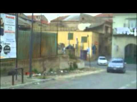 Aversa - Via Belvedere angolo via Botticelli problema risolto (22.04.12)