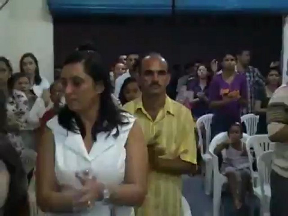 Irmão Frank Louvando na CEEN Eusebio Parte-5